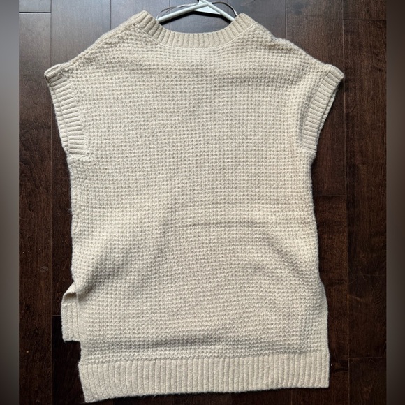 B. Young Bimisha Slipover Knit Intentions Sweater Top Cap Sleeves Birch XSmall - Picture 4 of 9